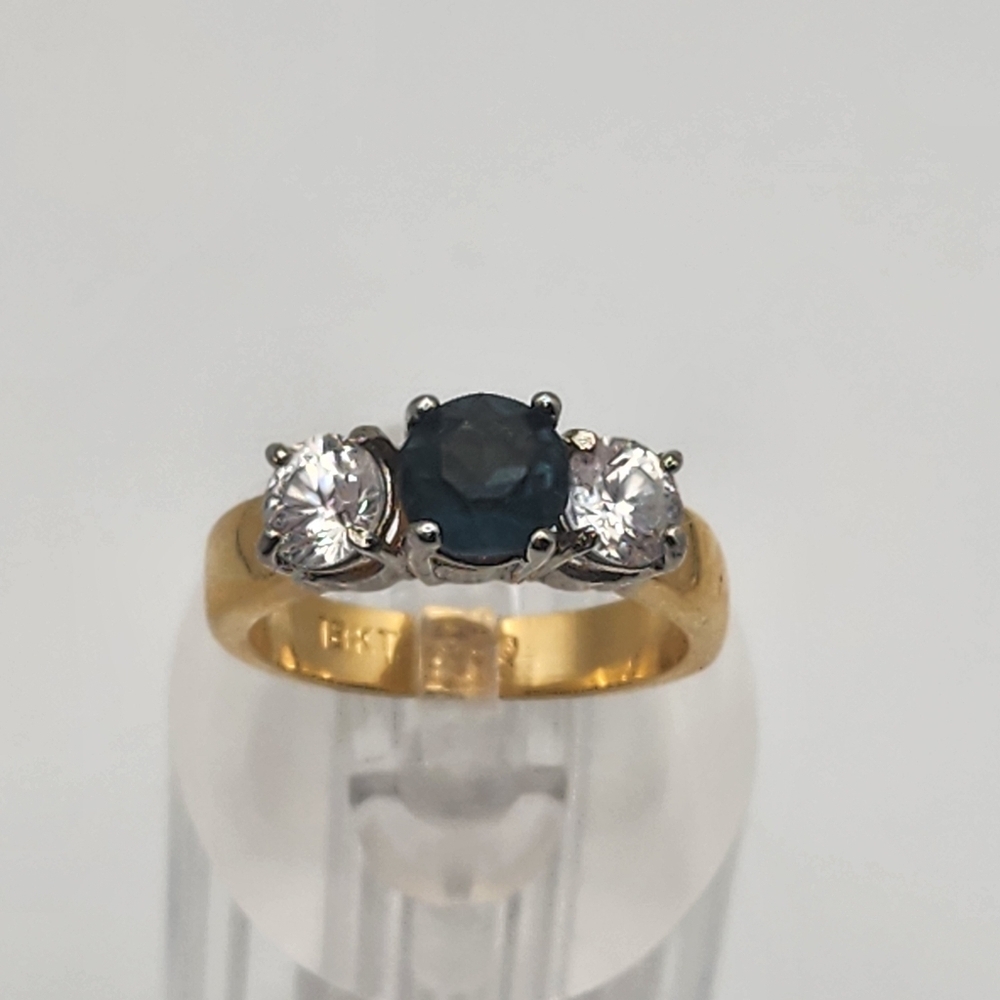 Vintage 18KT HGE Blue & Clear Cubic Zirconia Ring (7)